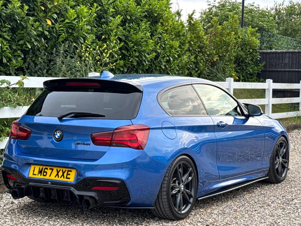 BMW 1 Series 3.0 M140i Shadow Edition Auto Euro 6 (s/s) 3dr thumbnail 34