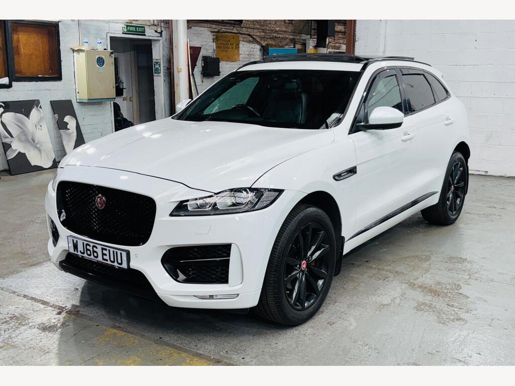 2016 Jaguar F-Pace thumbnail 5