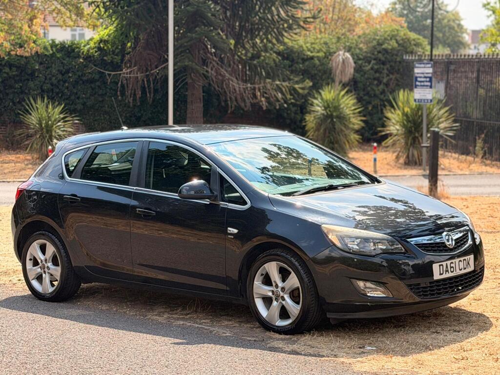 Vauxhall Astra Hatchback 1.4 16v SRi Euro 5 5dr