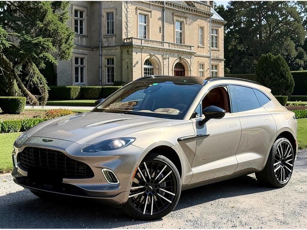Aston Martin DBX