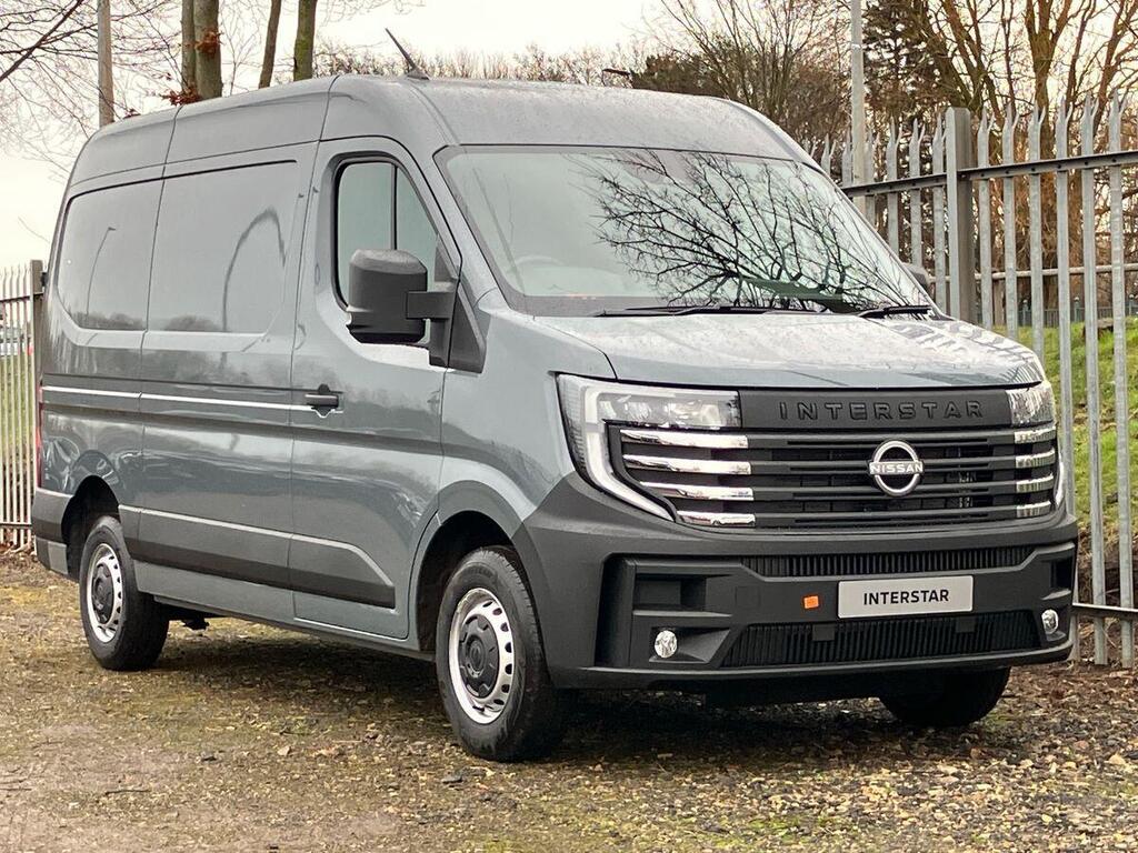 Nissan Interstar
