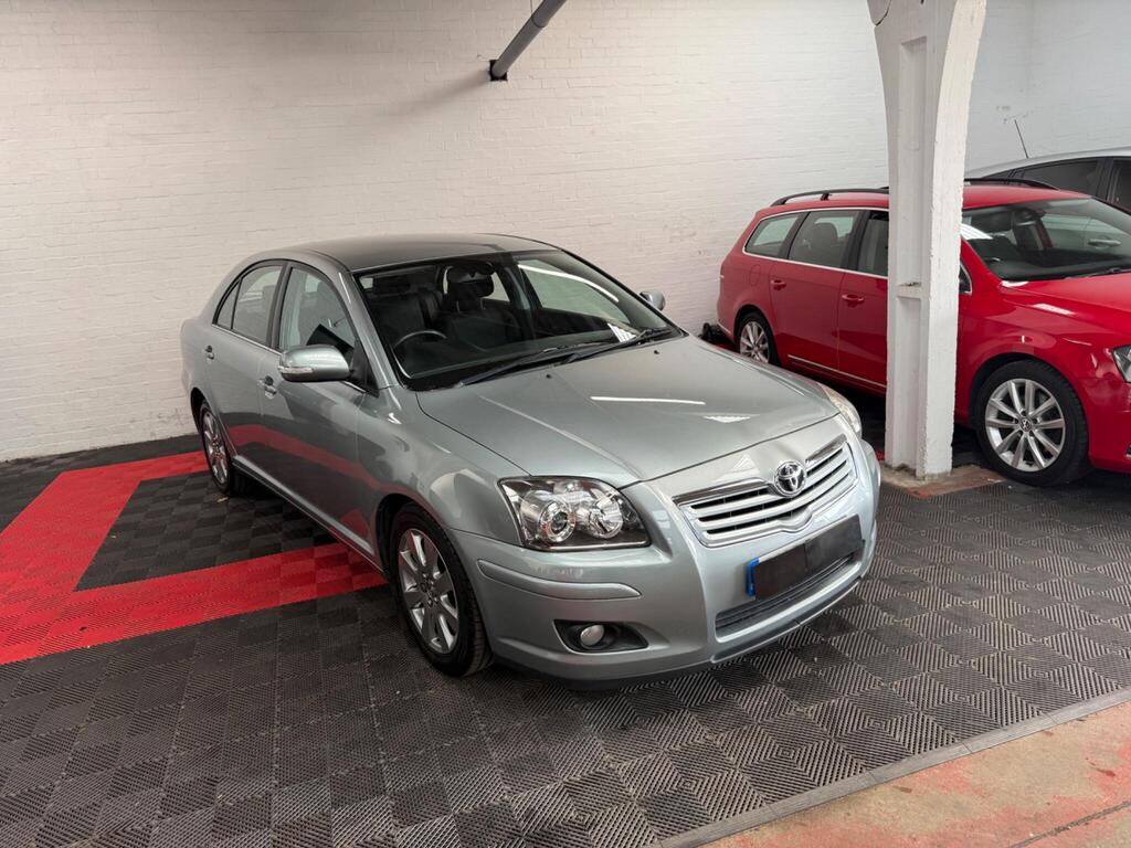Toyota Avensis Hatchback 1.8 VVT-i TR 5dr