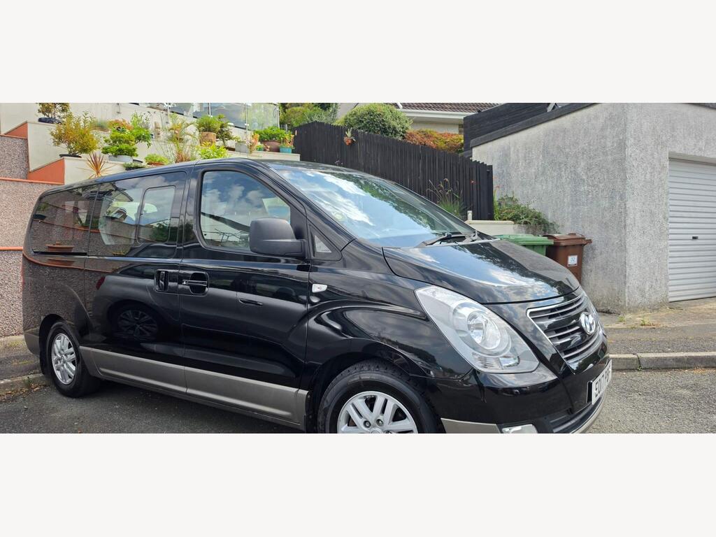 Hyundai i800
