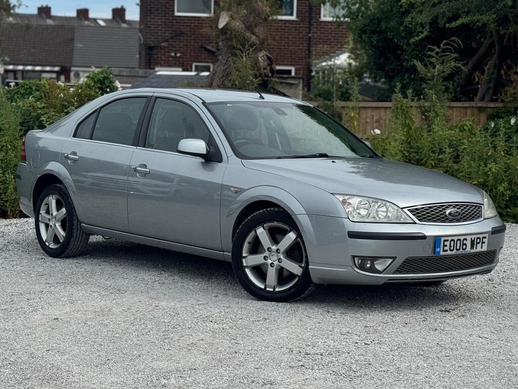 Ford Mondeo Hatchback 2.0 LX 5dr