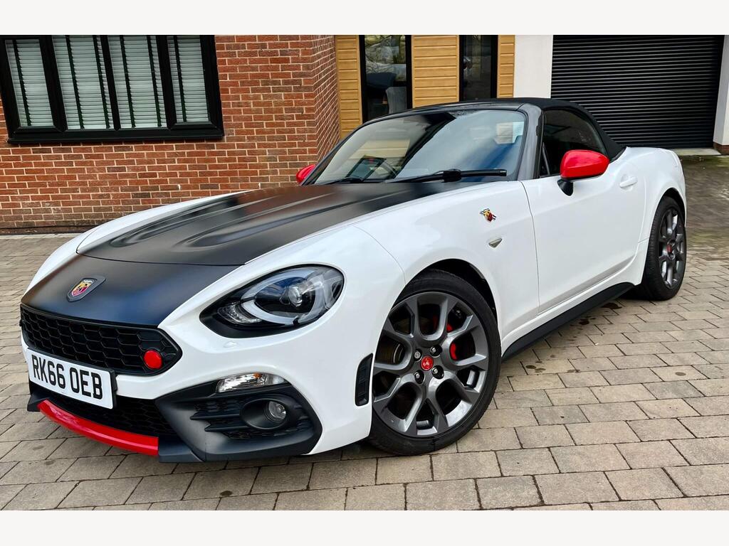 Abarth 124 Spider