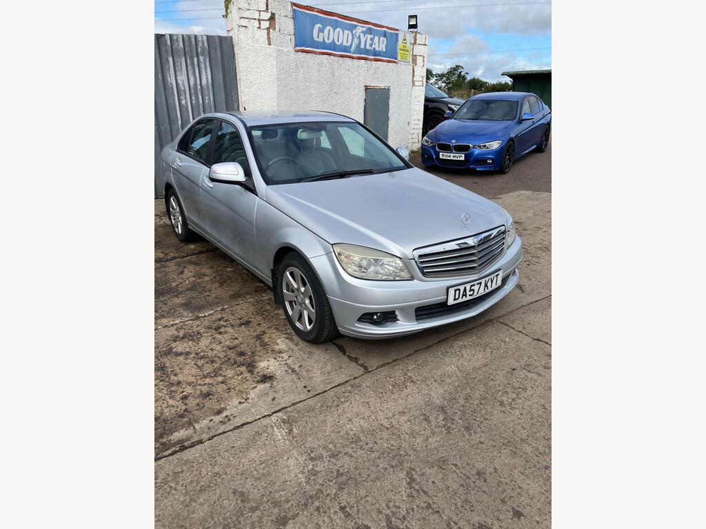 Mercedes-Benz C Class Saloon 2.1 C200 CDI SE Auto Euro 4 4dr