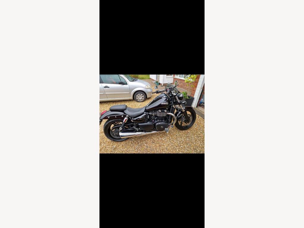 Triumph Thunderbird 1700