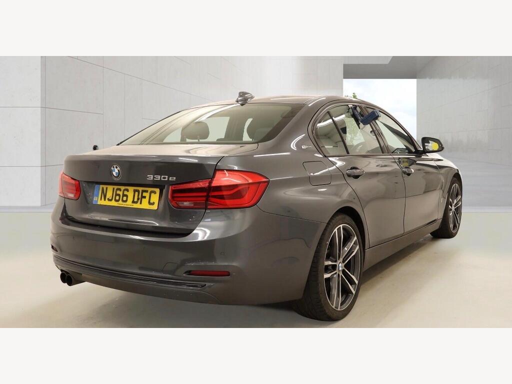 2016 BMW 3 Series thumbnail 6