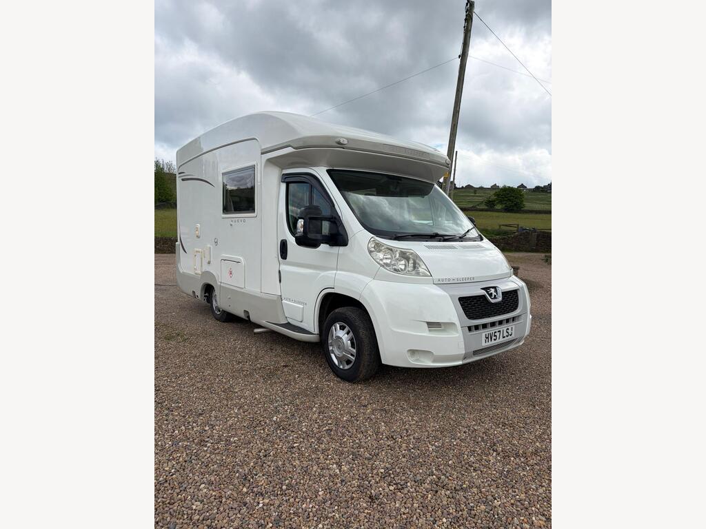 Auto-Sleepers Nuevo Motorhome CAMPER MOTORHOME CAMPERVAN ADVENTURE OFF GRID