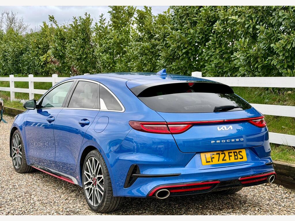 2023 Kia ProCeed thumbnail 4