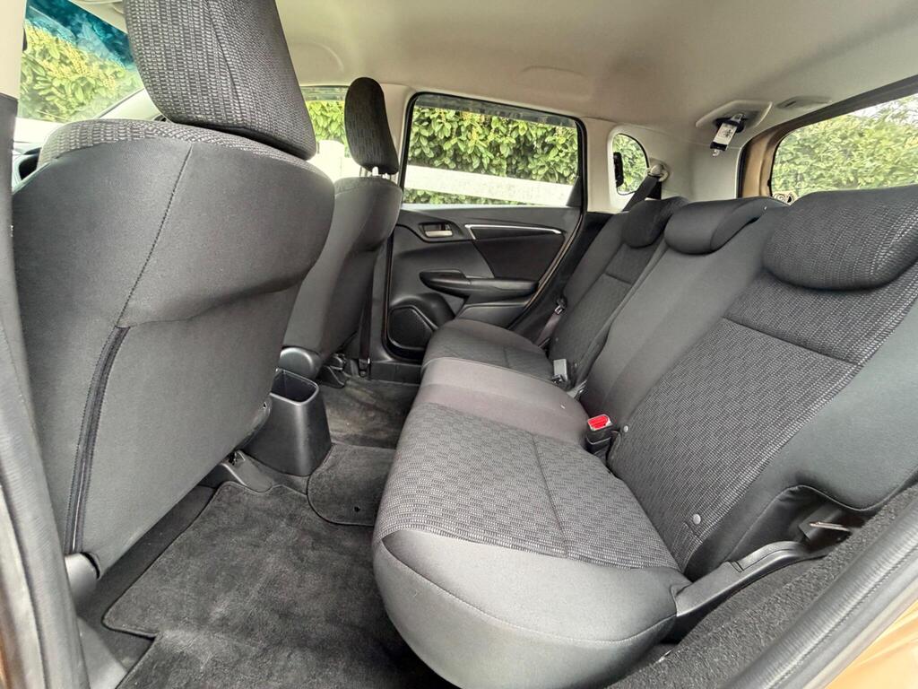 2014 Honda Jazz thumbnail 18