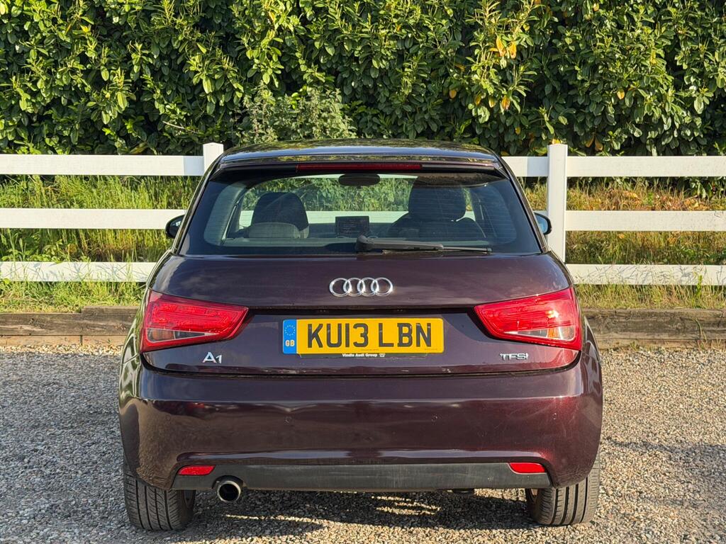 2013 Audi A1 thumbnail 10