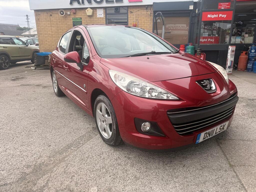 Peugeot 207 Hatchback 1.4 Envy Euro 5 5dr