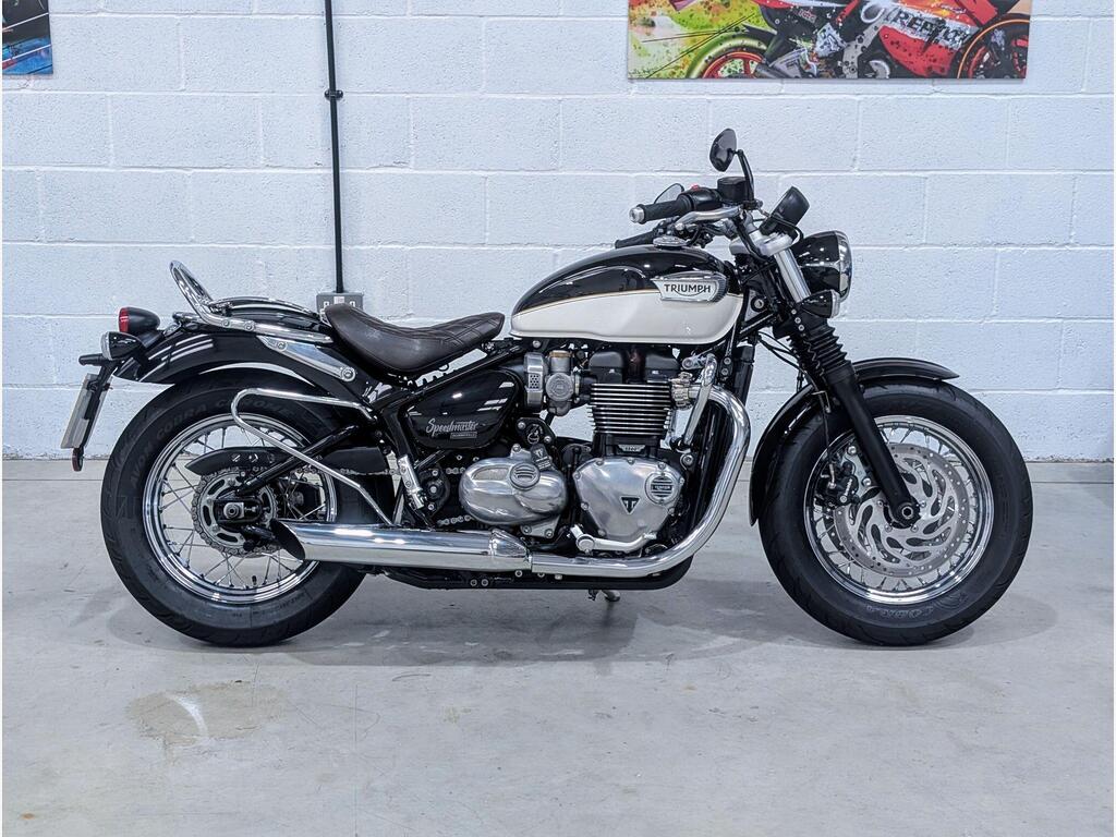 Triumph Speedmaster 1200