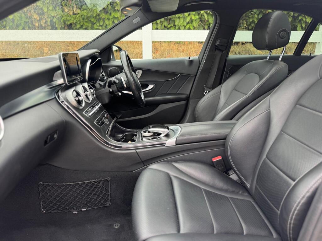 Mercedes-Benz C Class 2.1 C220d AMG Line (Premium) 7G-Tronic+ Euro 6 (s/s) 4dr thumbnail 29