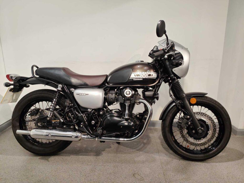 Kawasaki W800
