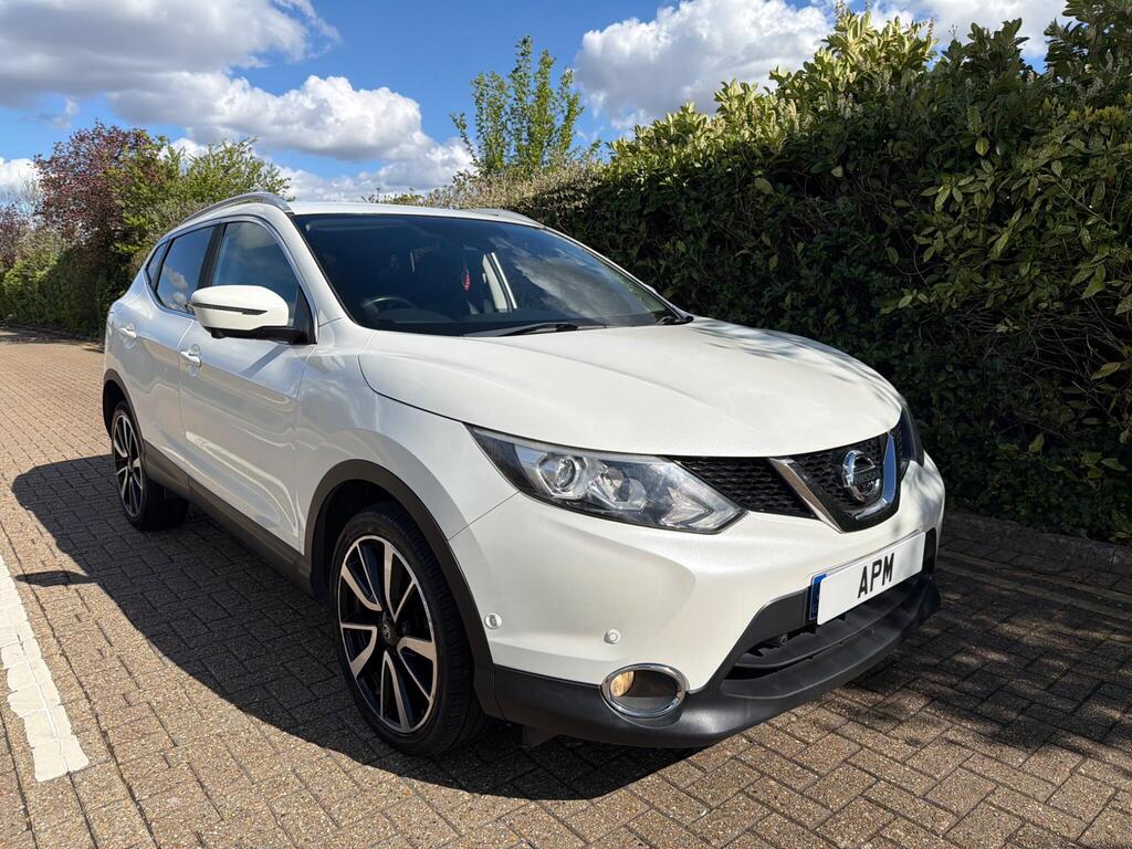 Nissan Qashqai SUV 1.6 DIG-T Tekna 2WD Euro 6 (s/s) 5dr