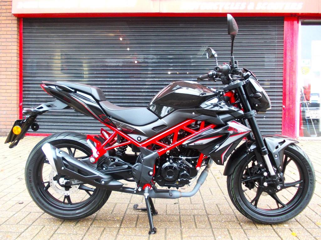 Benelli BN Naked 125