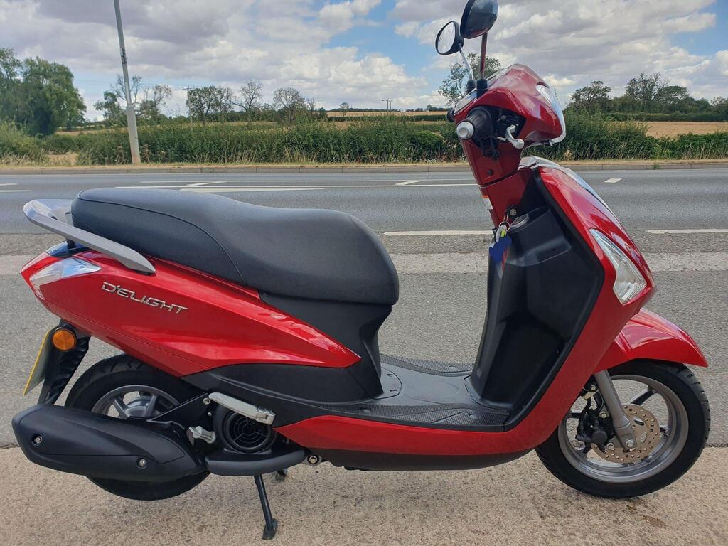 Yamaha Delight 125 Scooter 125 CVT V-Belt Euro 4