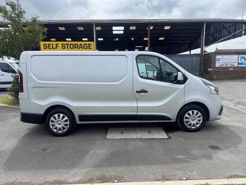 Nissan NV300