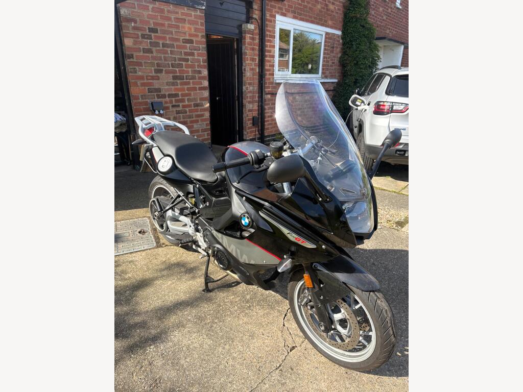 BMW F 800 GT
