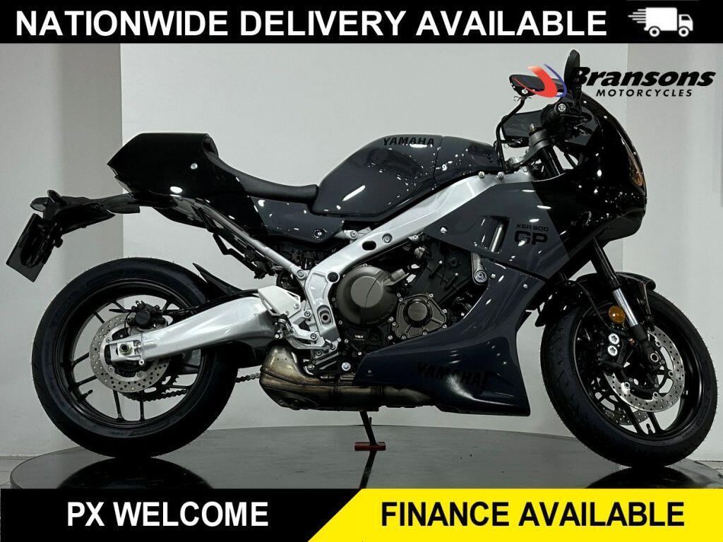 Yamaha XSR900