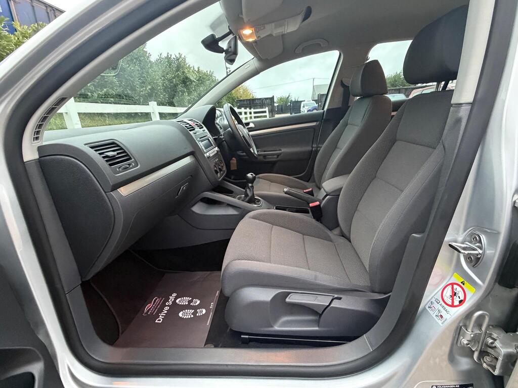 2008 Volkswagen Golf thumbnail 36