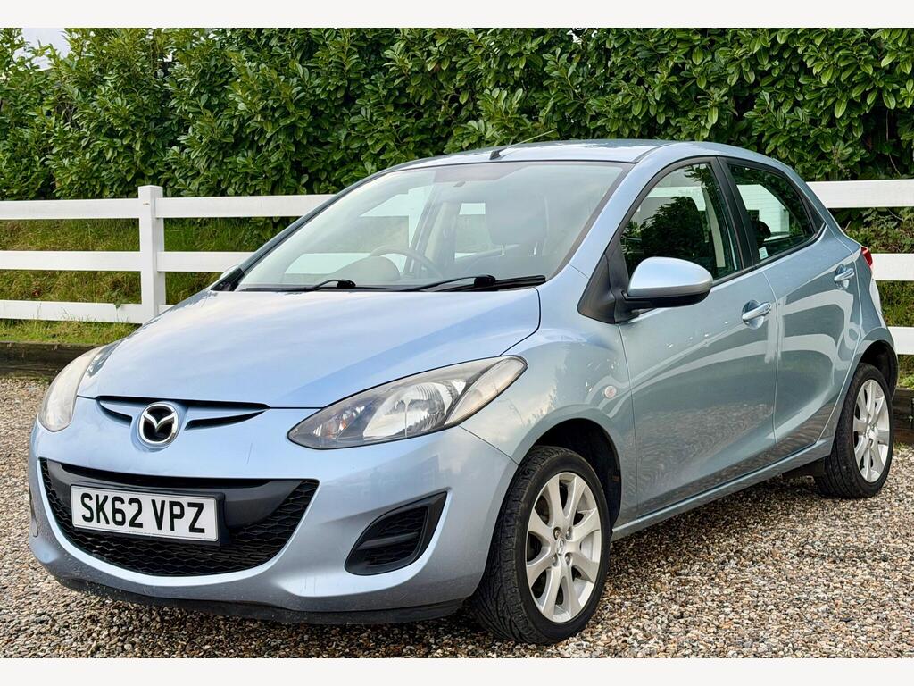 2012 Mazda Mazda2 thumbnail 4