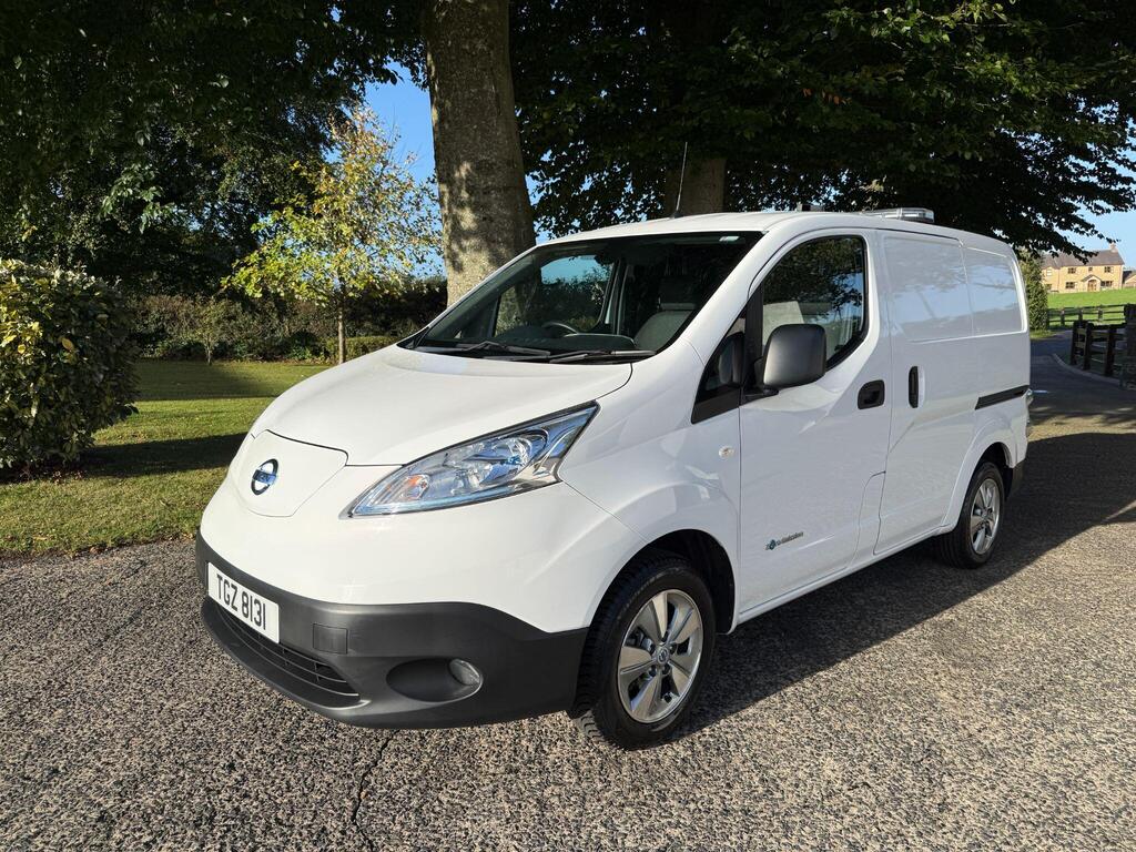 Nissan e-NV200 Panel Van 40kWh Tekna Auto SWB 5dr (Quick Charge)