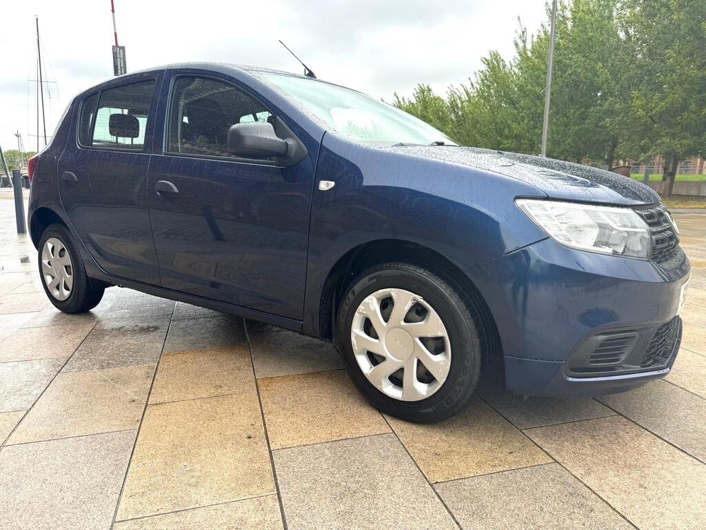 Dacia Sandero Hatchback 0.9 TCe Essential Euro 6 (s/s) 5dr