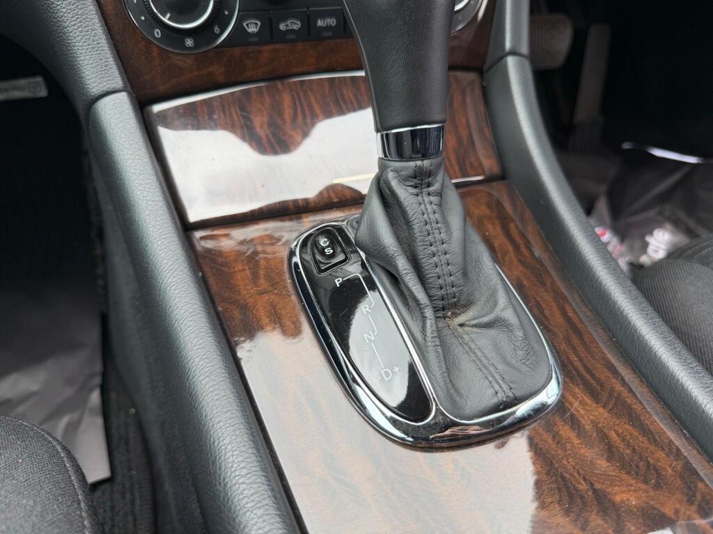 2007 Mercedes-Benz C Class thumbnail 16