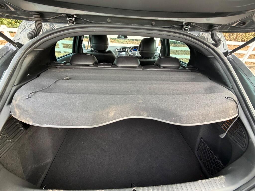 2015 Citroen DS4 thumbnail 32