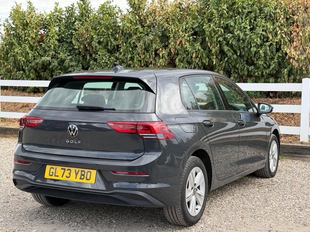 2023 Volkswagen Golf thumbnail 15
