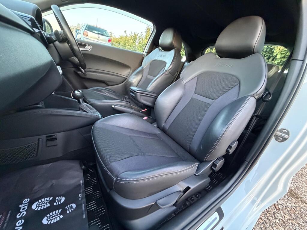 2013 Audi A1 thumbnail 30