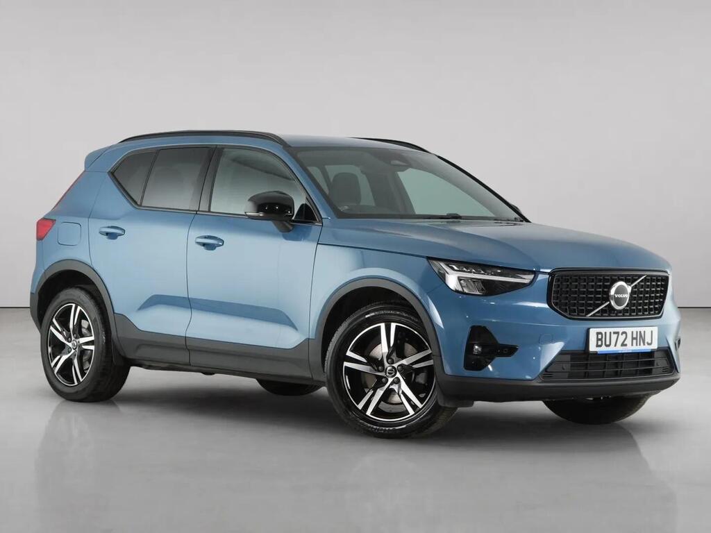 2023 Volvo XC40