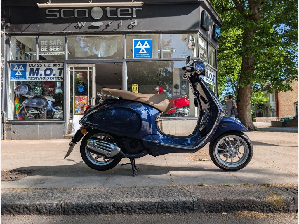 Piaggio Vespa Primavera 125 Scooter 125 CVT Euro 5