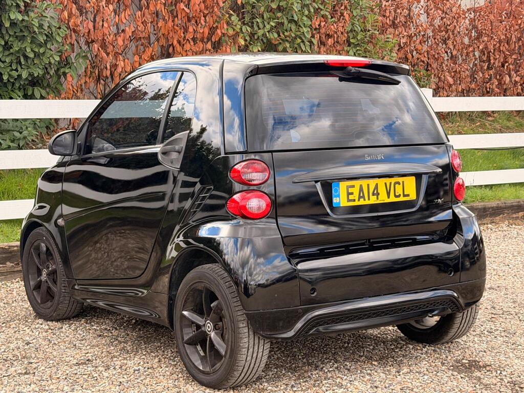 2014 Smart fortwo thumbnail 3
