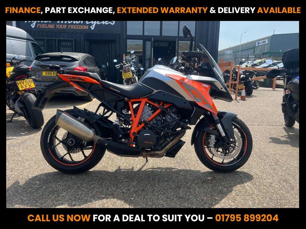 KTM 1290 Super Duke GT