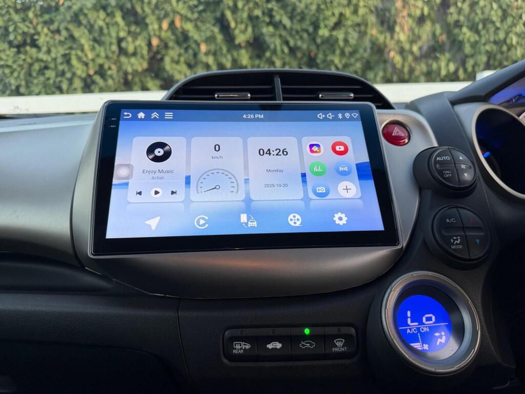 2012 Honda Jazz thumbnail 24