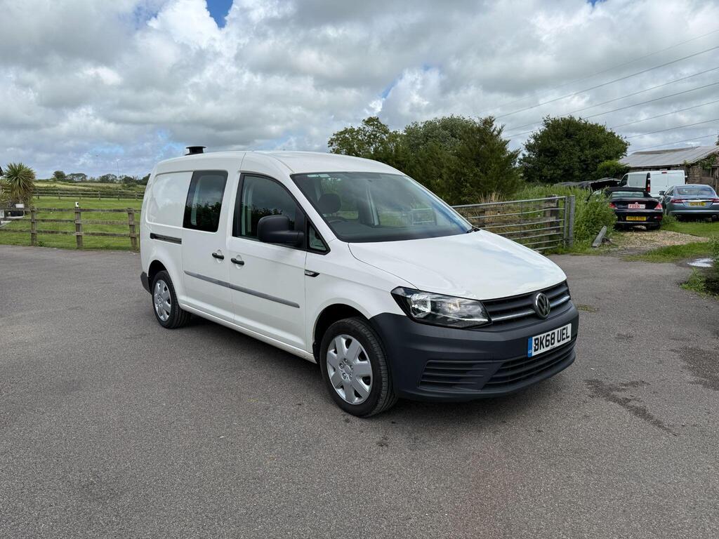 Volkswagen Caddy Maxi Combi Van 2.0 TDi C20 Maxi FWD 5dr (Window)