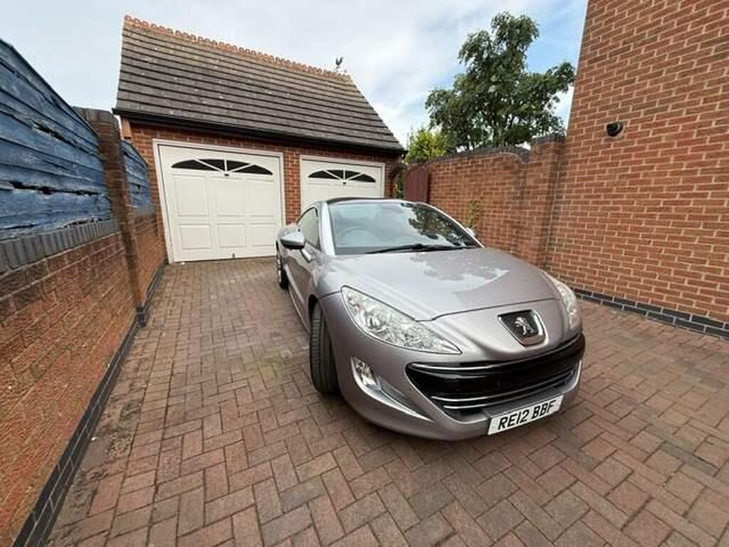 Peugeot RCZ