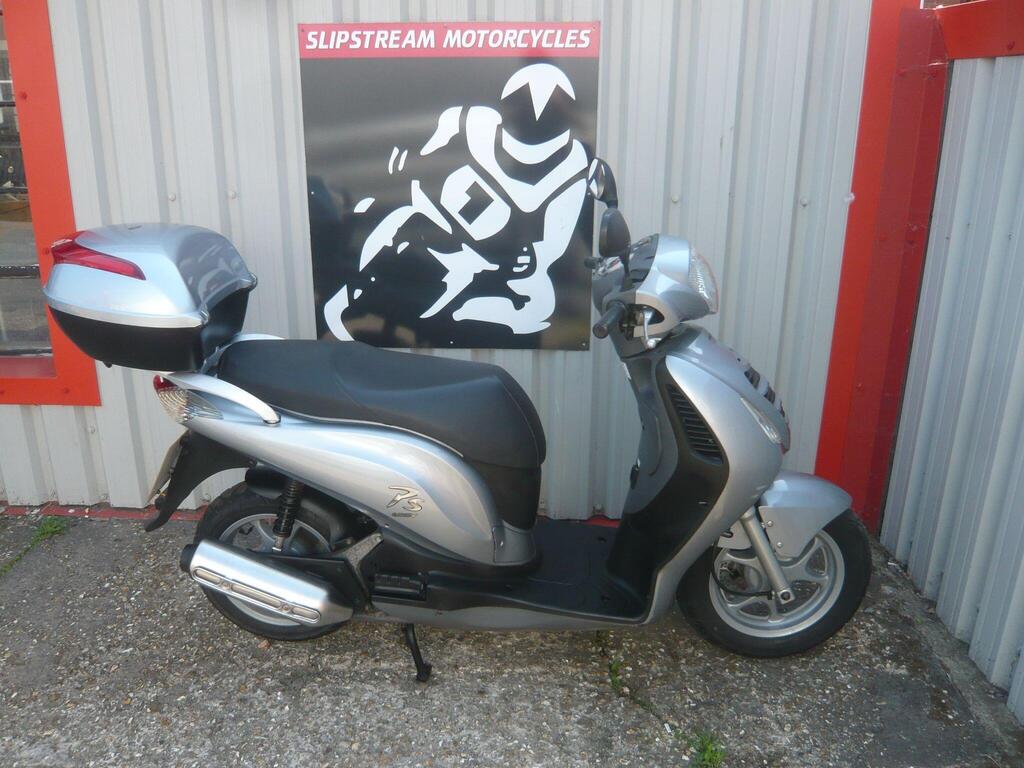 Honda Pes 125 Scooter 125