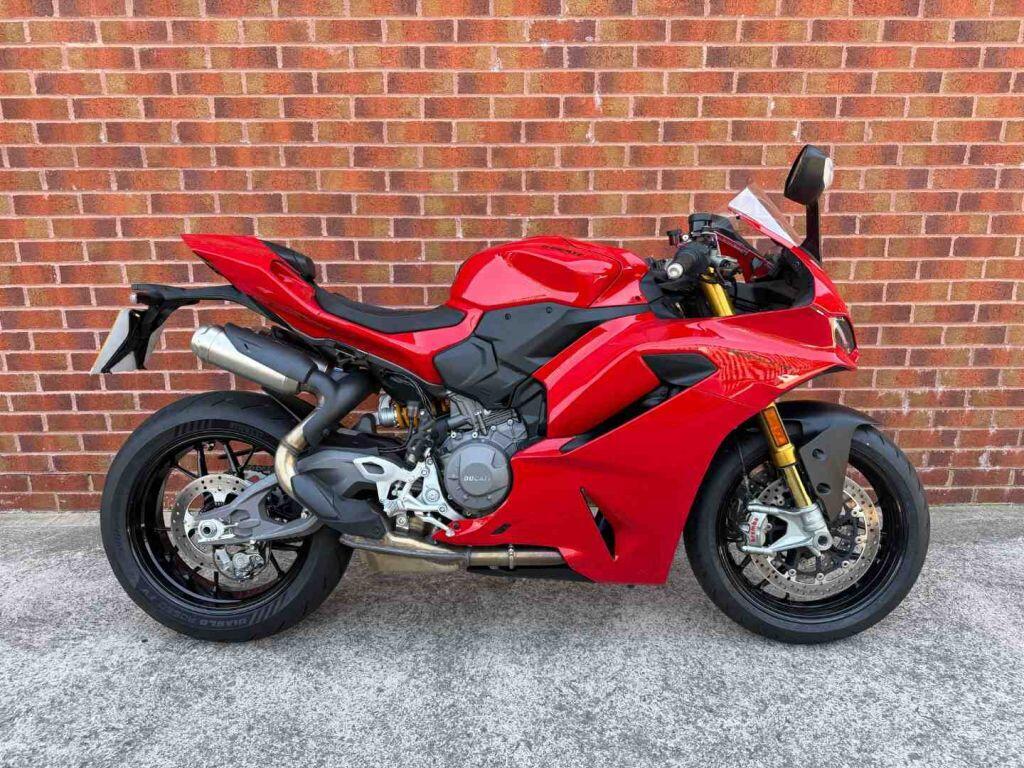 Ducati Panigale V2