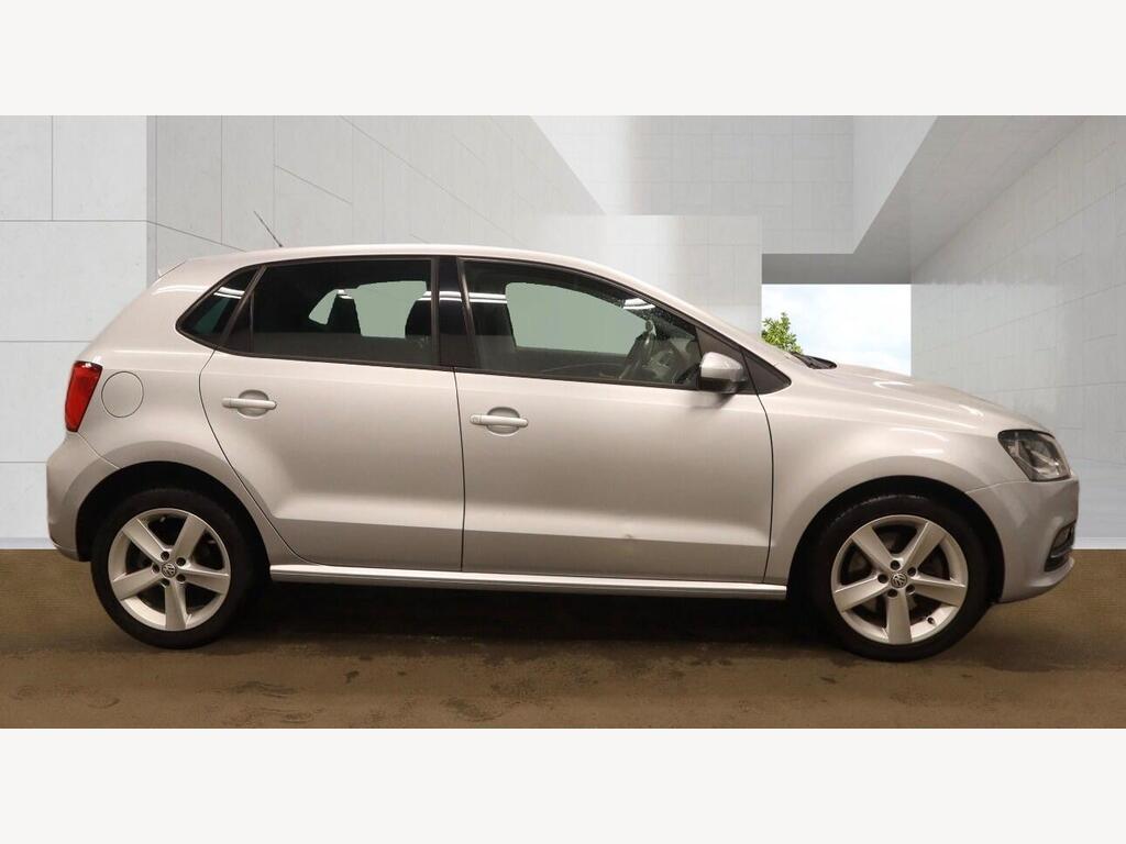 2014 Volkswagen Polo thumbnail 9
