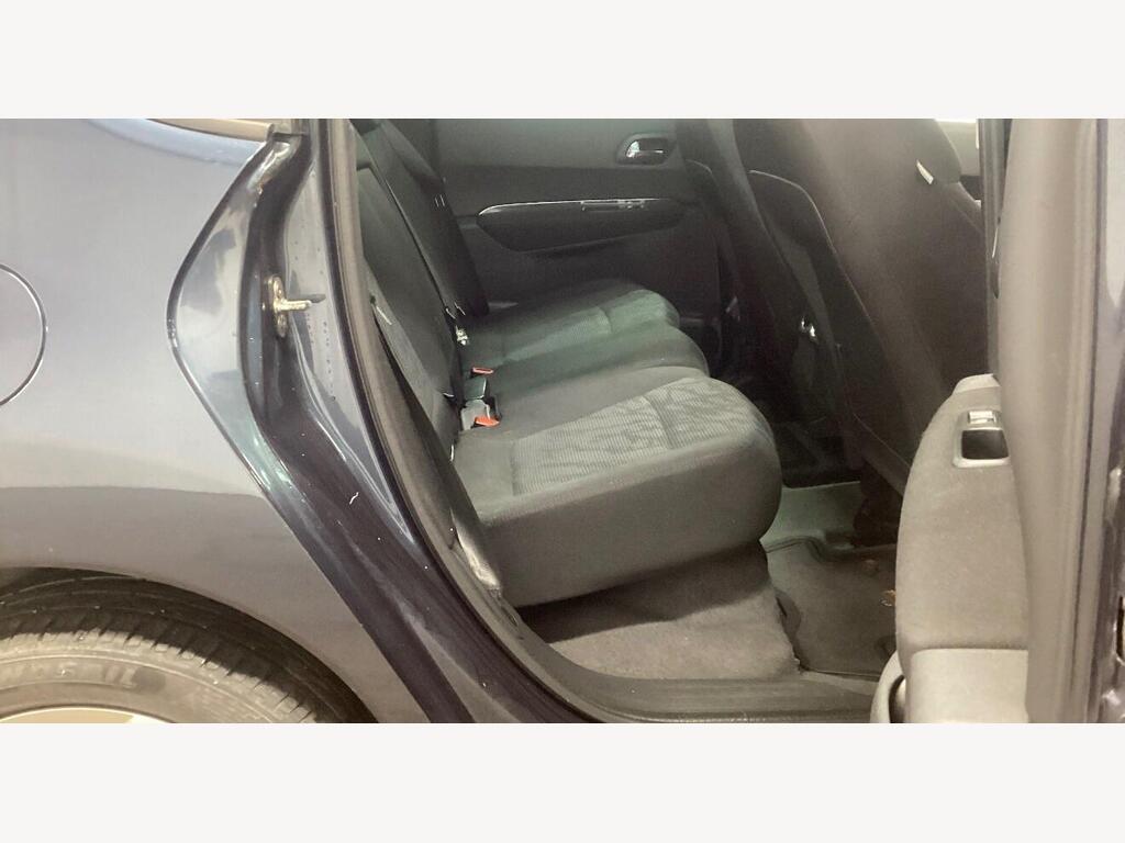 2011 Peugeot 3008 thumbnail 8