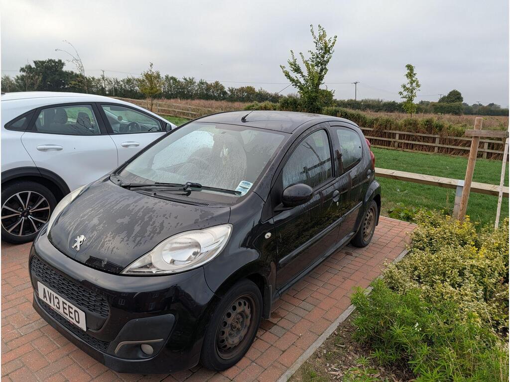 Peugeot 107 Hatchback 1.0 12V Active Euro 5 5dr