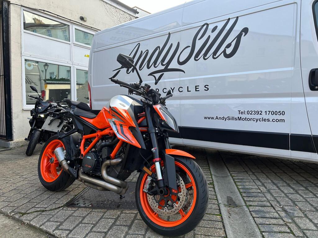 KTM 1290 Super Duke R