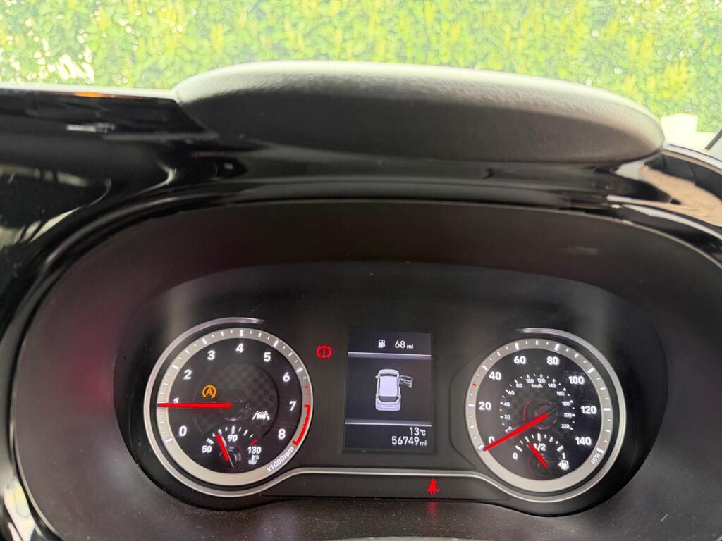 2022 Hyundai i10 thumbnail 33