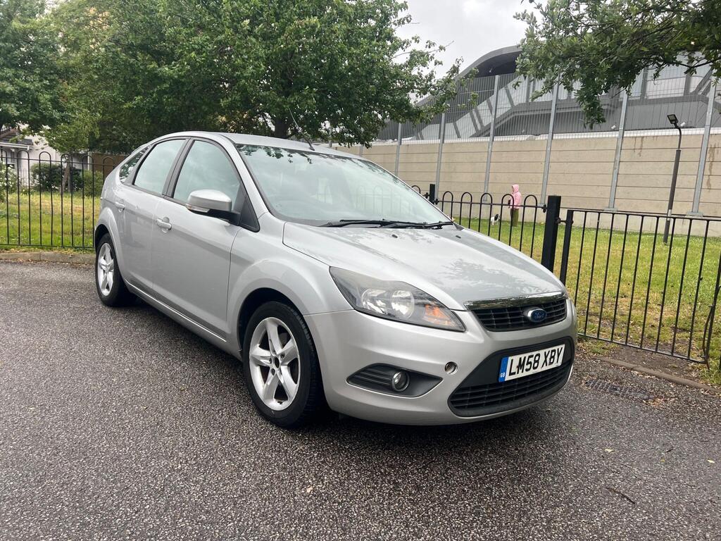 Ford Focus Hatchback 1.6 Zetec 5dr