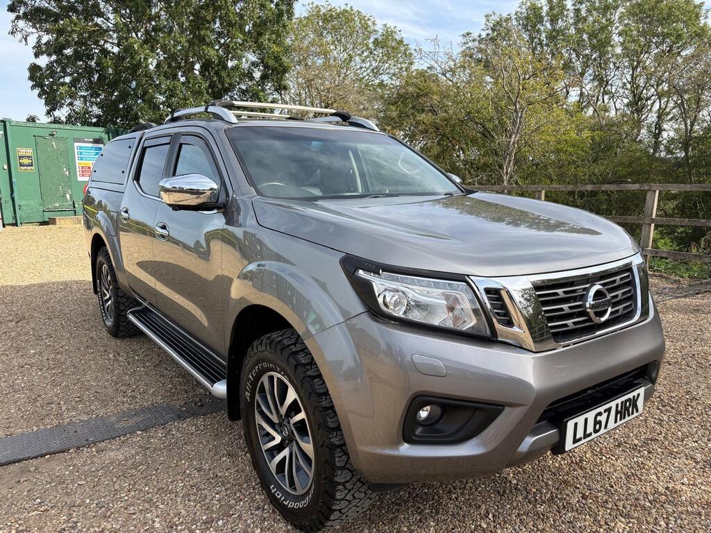 Nissan Navara Pickup 2.3 dCi Tekna Auto 4WD Euro 6 4dr